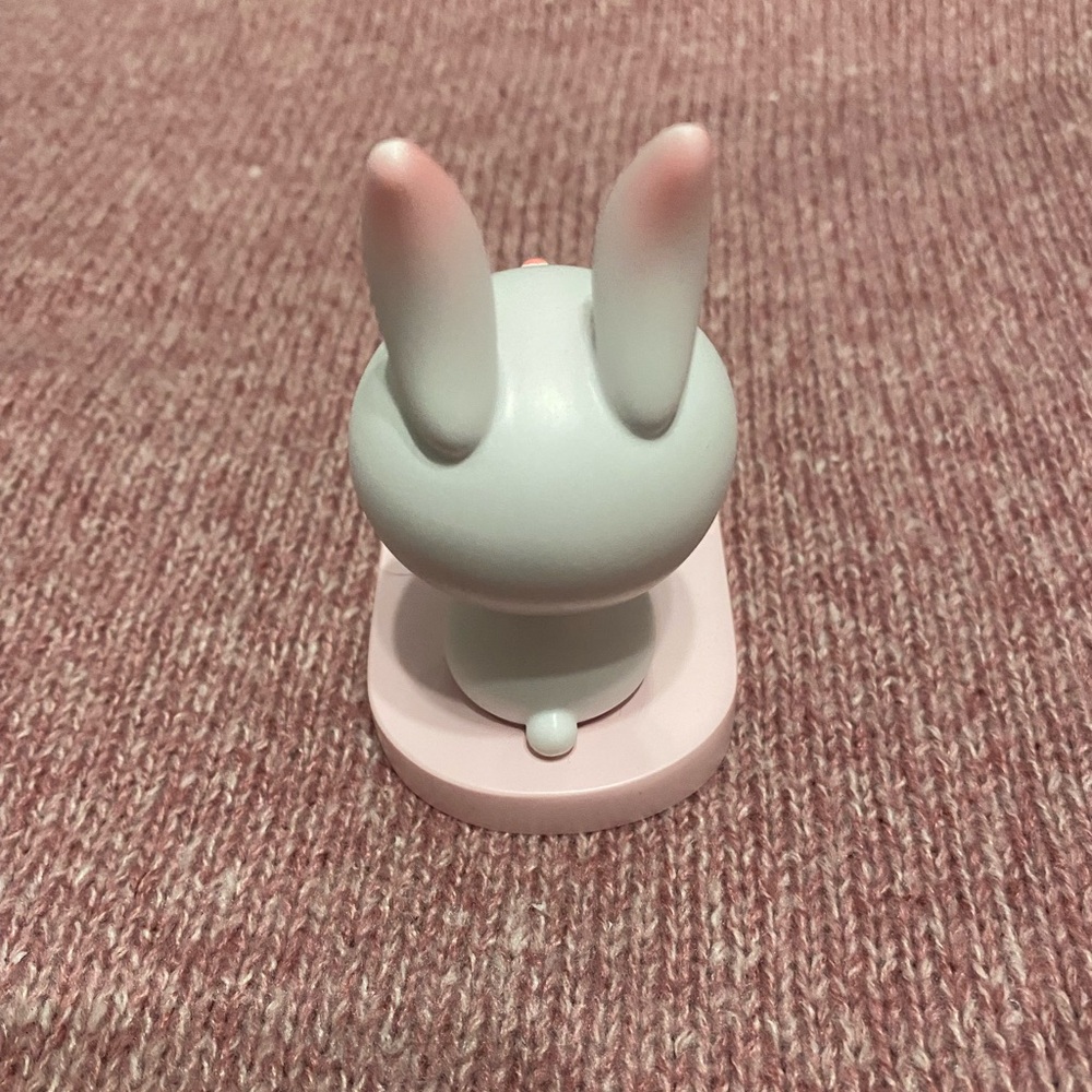 Bunny Cellphone Holder - Picture 6 of 7